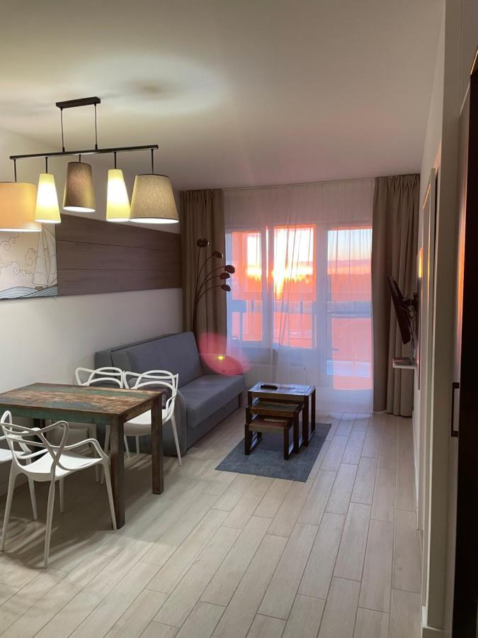 Onyx Family Apartment Miedzyzdroje Bagian luar foto